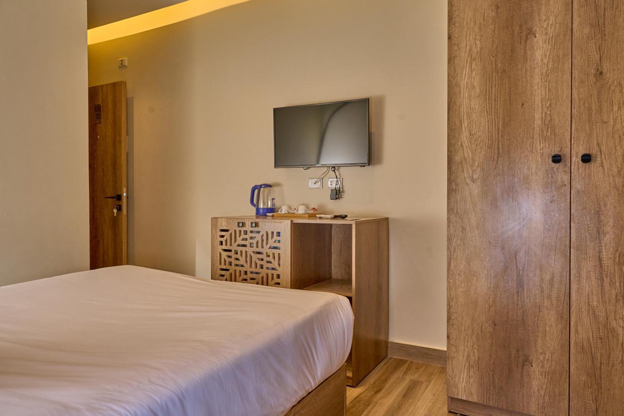 Lotus Inn Kafret el-Gabal Buitenkant foto